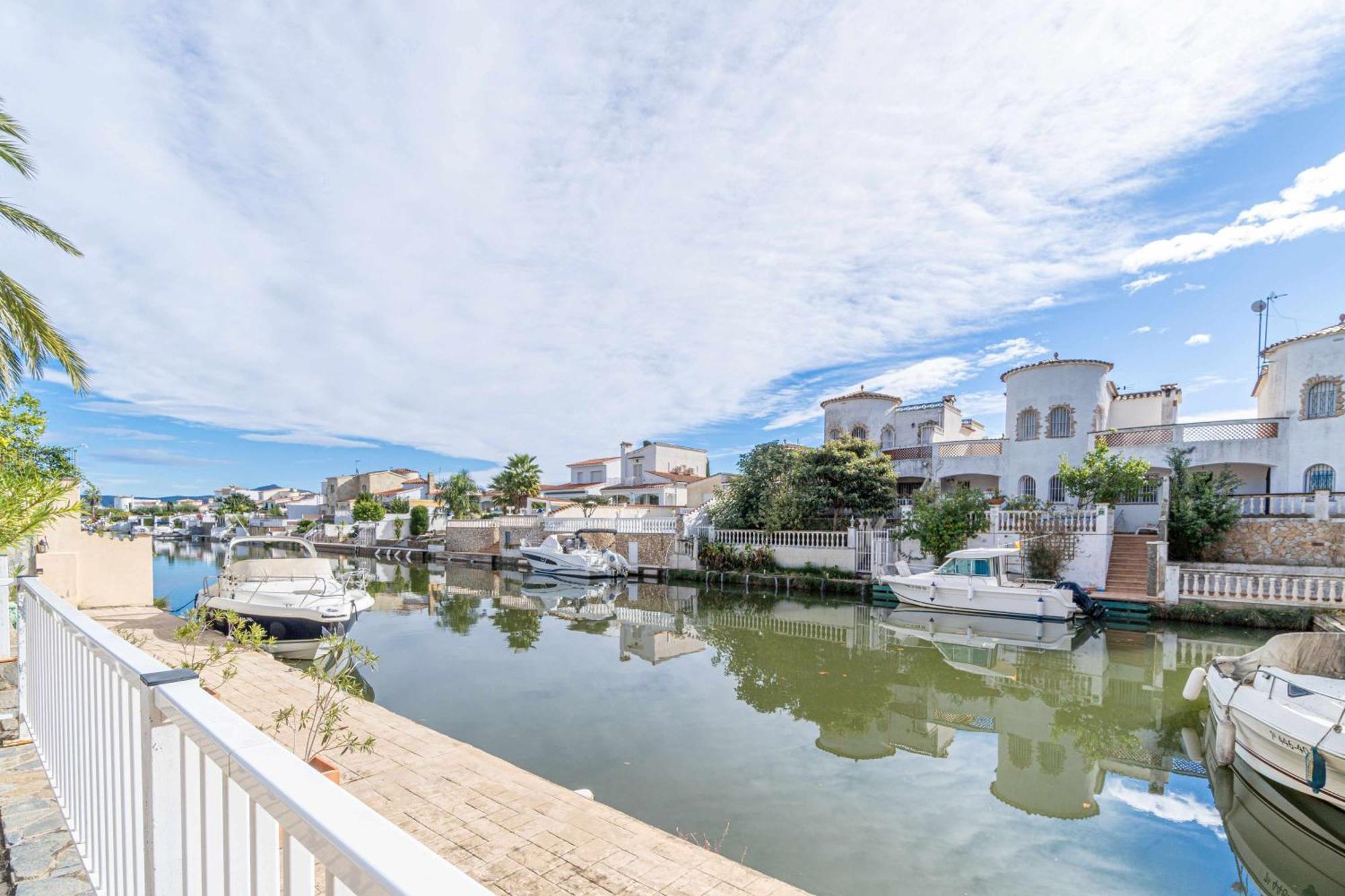 Jouvacations Villa Freser Empuriabrava Luaran gambar