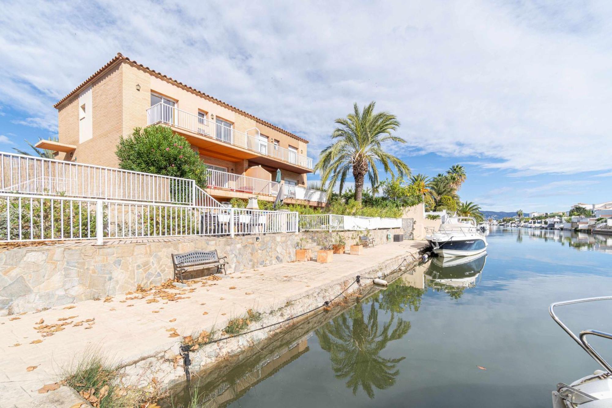 Jouvacations Villa Freser Empuriabrava Luaran gambar